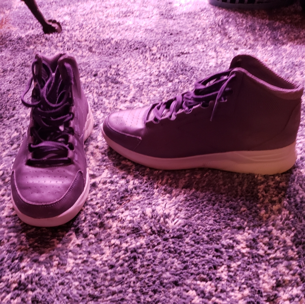 Under Armor purple leather sneakers